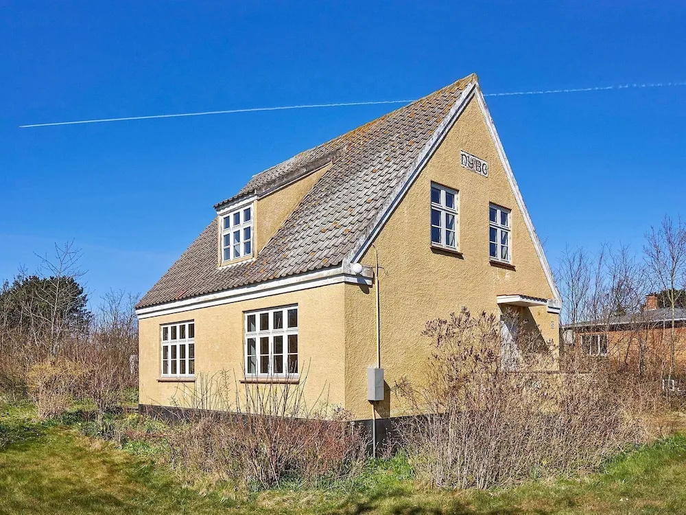 Gorgeous Holiday Home In Bornholm With Whirlpool