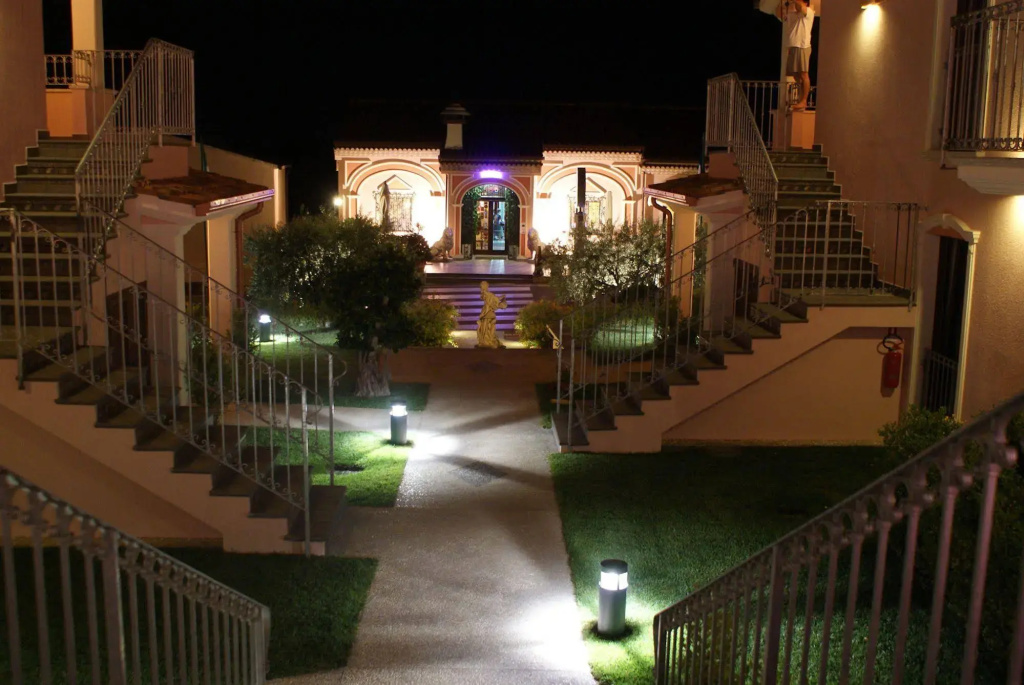 Hotel Ristorante Borgo La Tana - Général