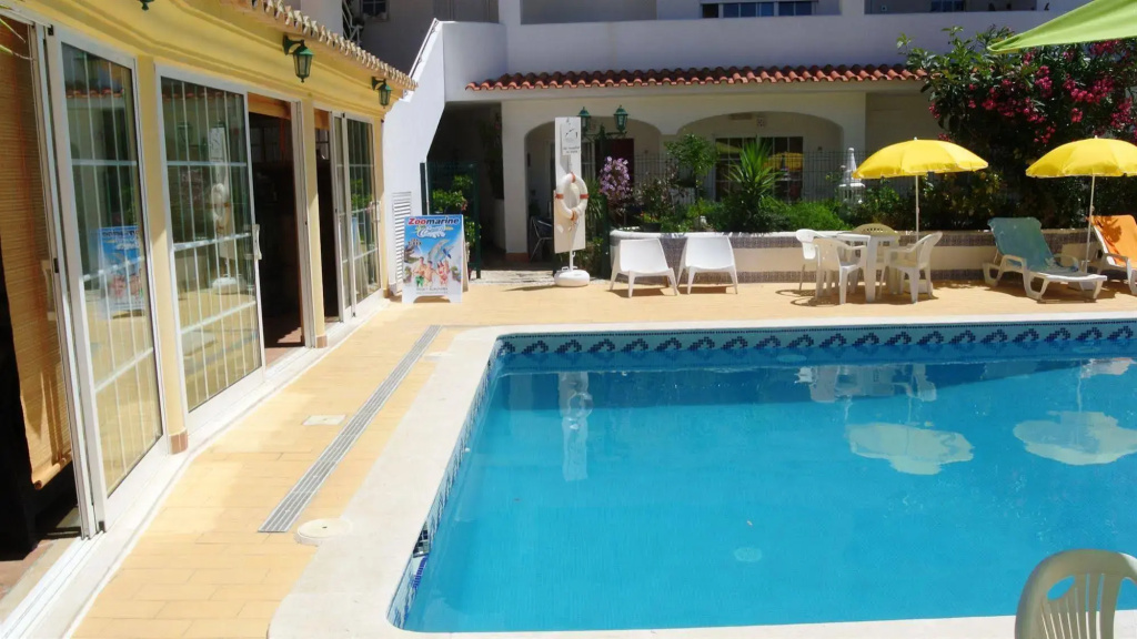 Hotel photo 12