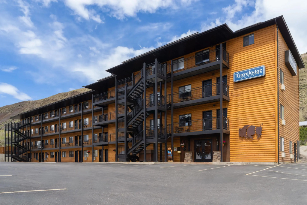 Travelodge by Wyndham Gardiner Yellowstone Park North