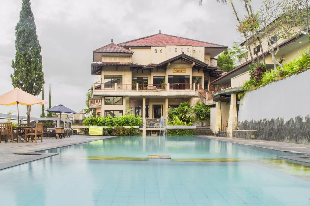 Foresta Inn Family Resort