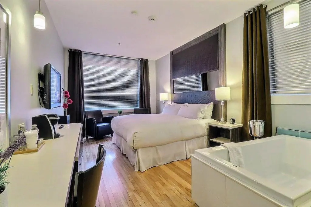 Junior Suite