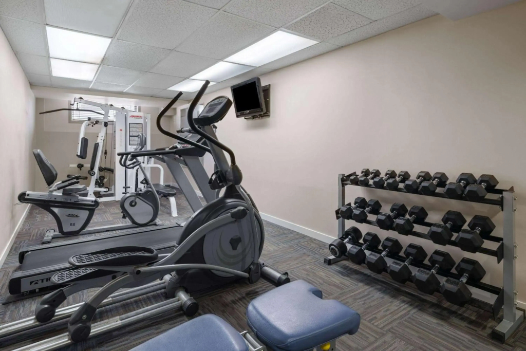 Travelodge by Wyndham Fort McMurray - фото 28