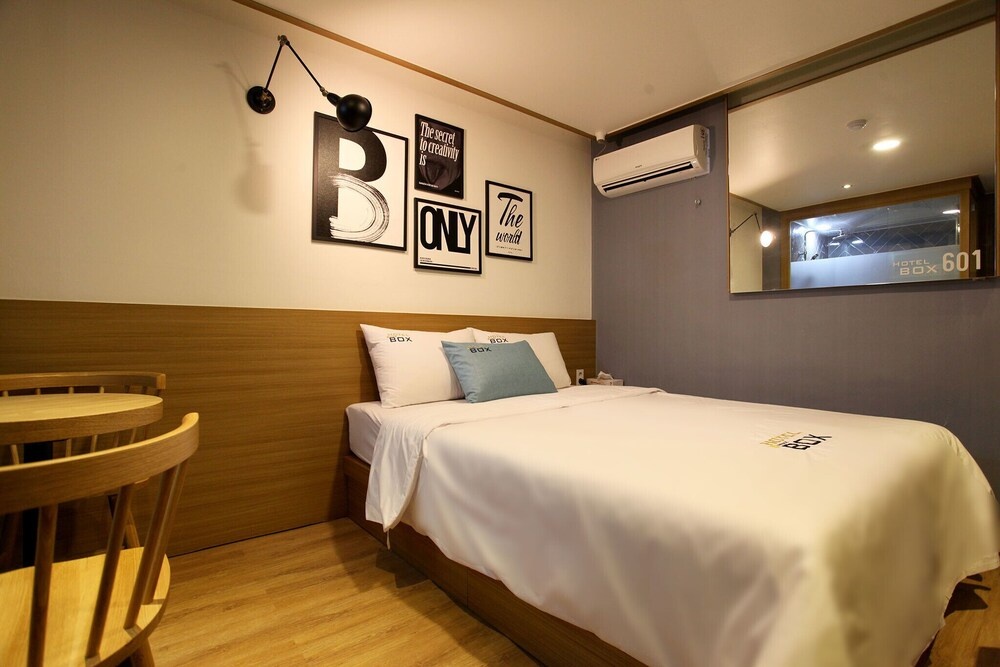 Guri Box Hotel — 5