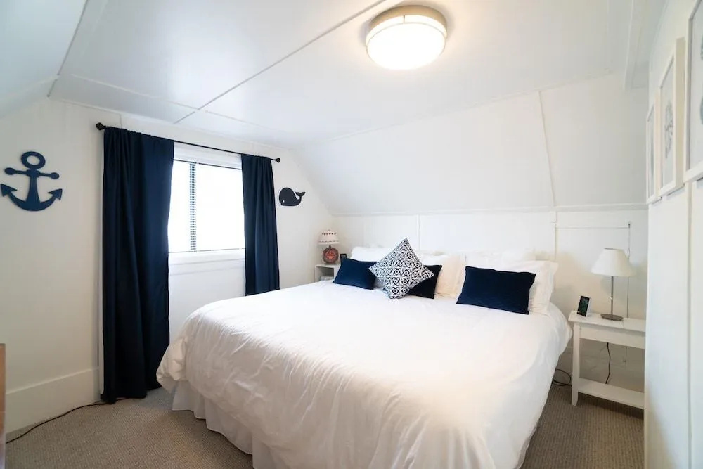Coral Cottage