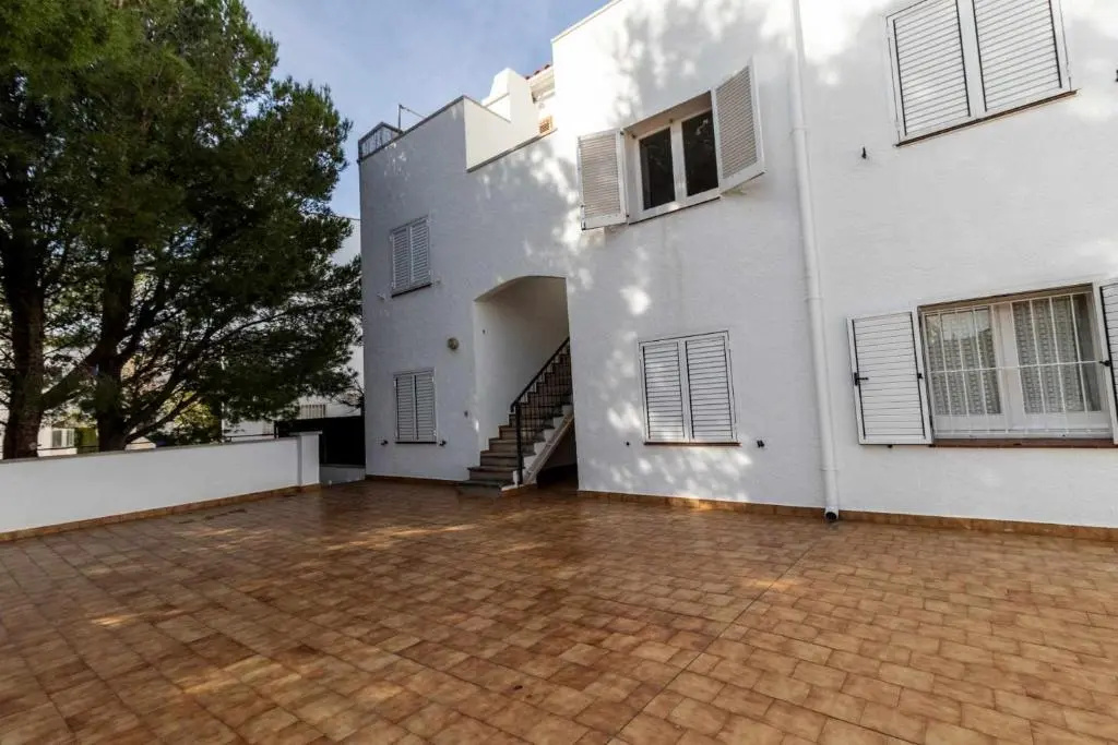 SANT CARLES 25 apartamento zona residencial con terraza