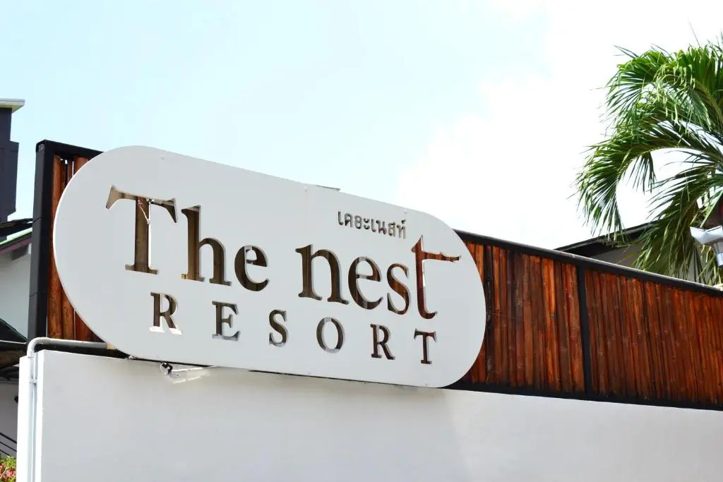 Superior Double room with pool view (full double bed)