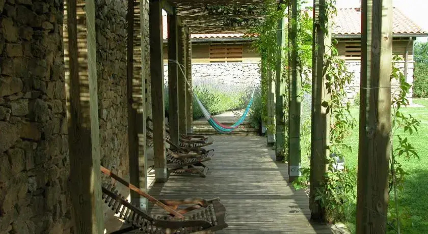 El Callejón Del Agua