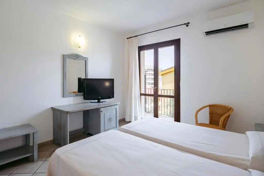 Standard Double room (twin beds)
