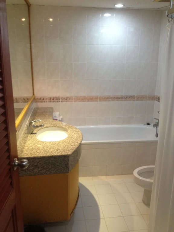 2 Bedrooms Family Suite with city view