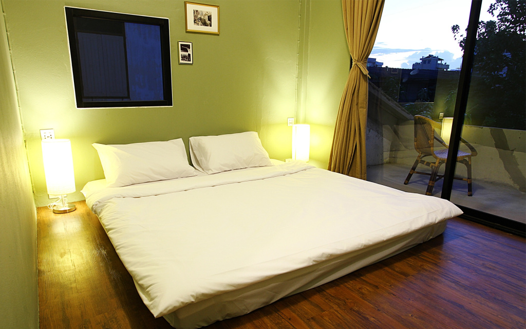 Standard Double room (full double bed)