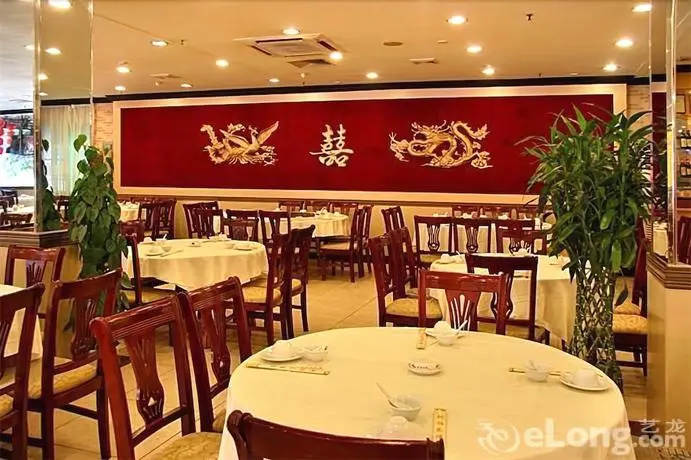 Food & Beverage