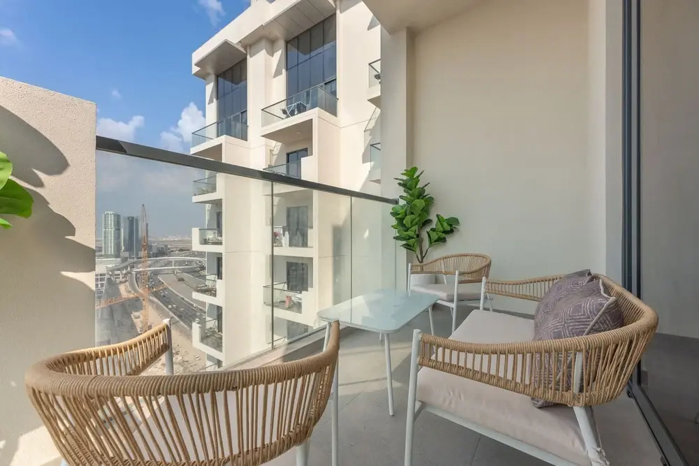 Sleek Studio in Jumeirah Village Triangle