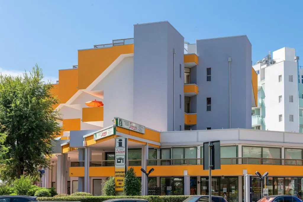 Hotel photo 1