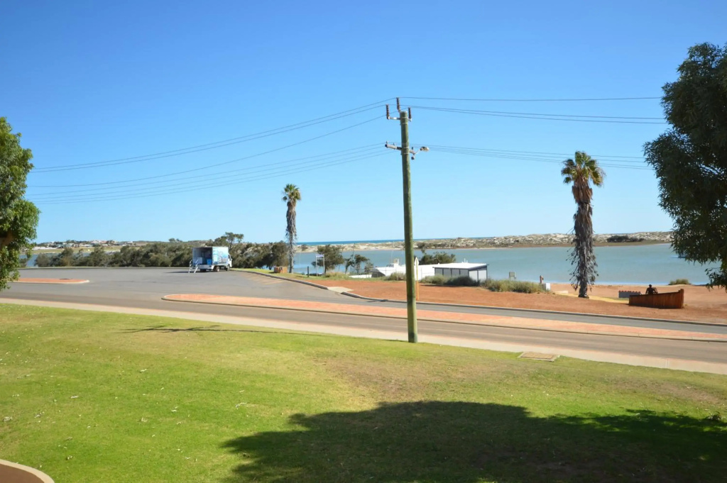 Riverview Holiday Apartment Unit 9 - Kalbarri WA