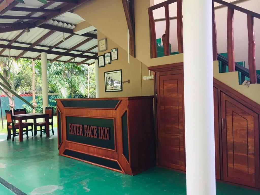 River Face Inn