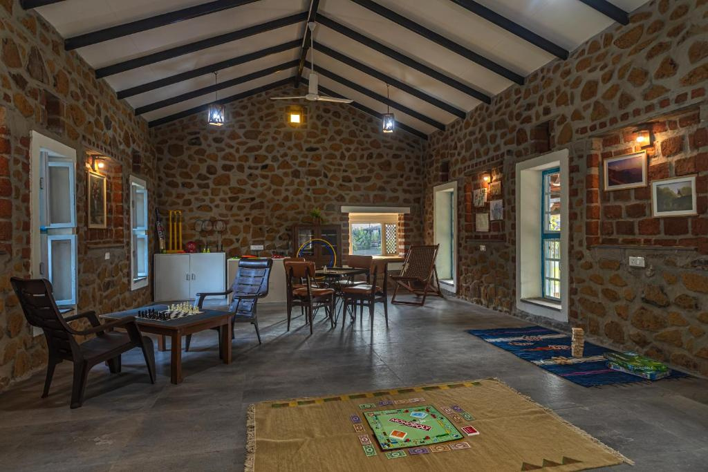 SaffronStays Lake House Marigold-rustic cottages with private plunge pools