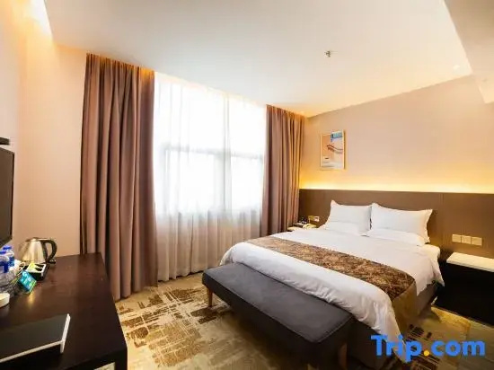 Deluxe Double room with river view (full double bed)