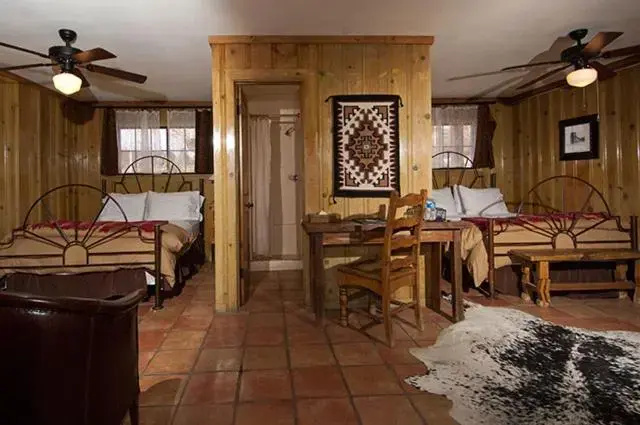 The Maverick Inn - Chambres