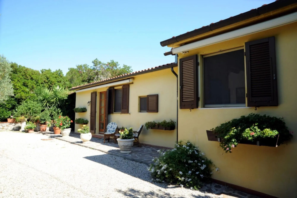 Incredible Villa Palmaiola overlooking the Gulf, Pool and large open spaces-VILLA PALMAIOLA