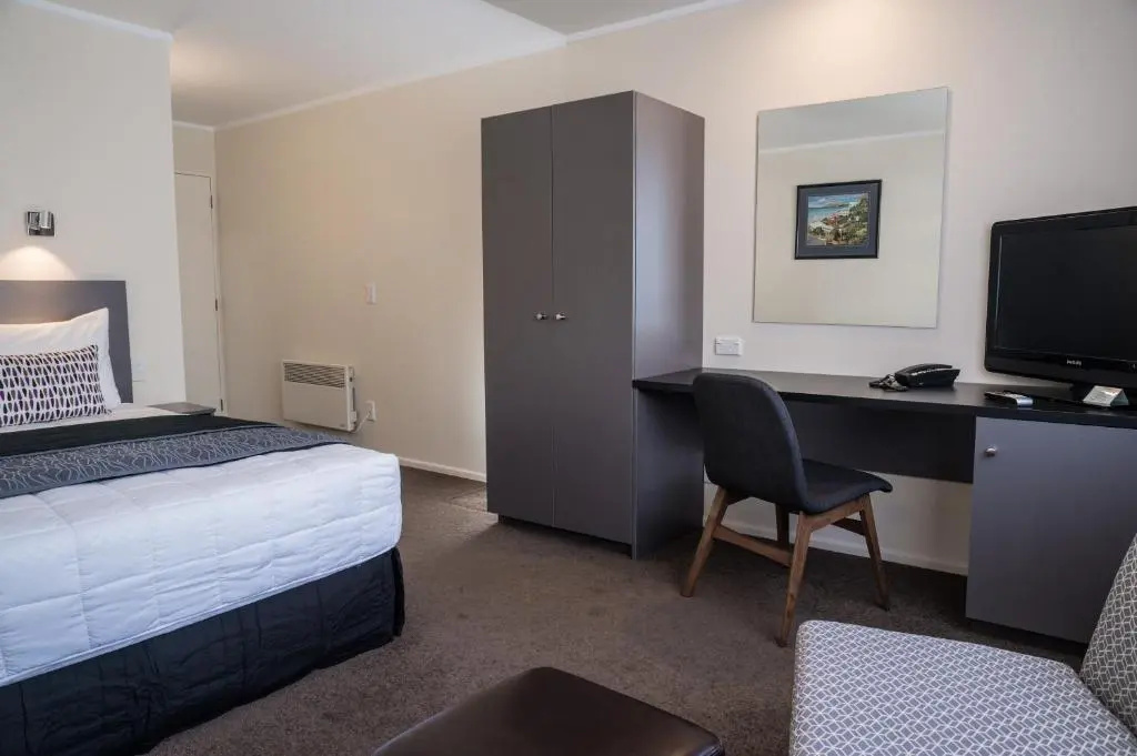West Plaza Hotel - Chambres