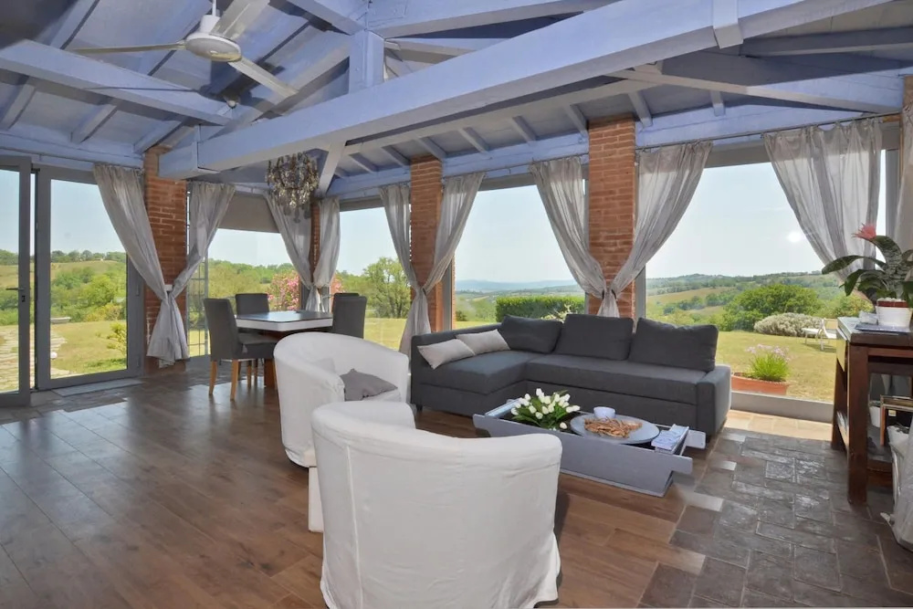 3 Bedrooms Family Villa