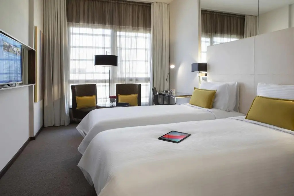 Centro High Floor Double room (twin beds)