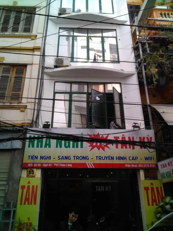 SPOT ON 818 Tan Ky Hotel