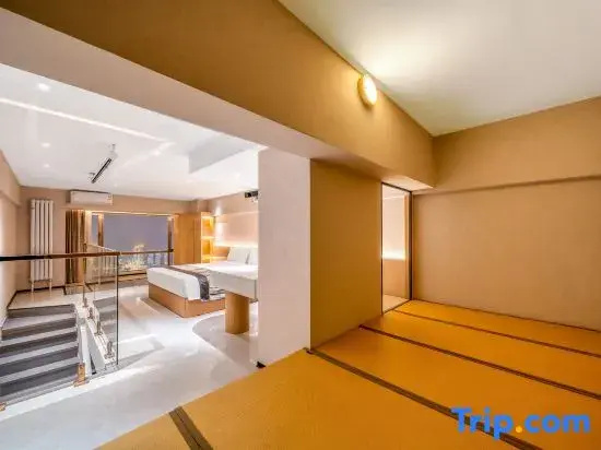 Standard Family room
