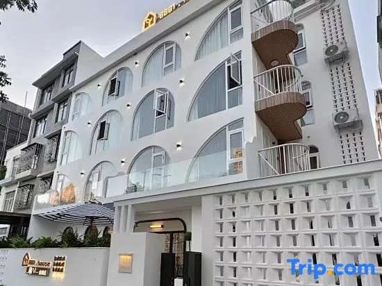 Beihai 8861 Flower Villa Design Hotel (Jintan Branch)