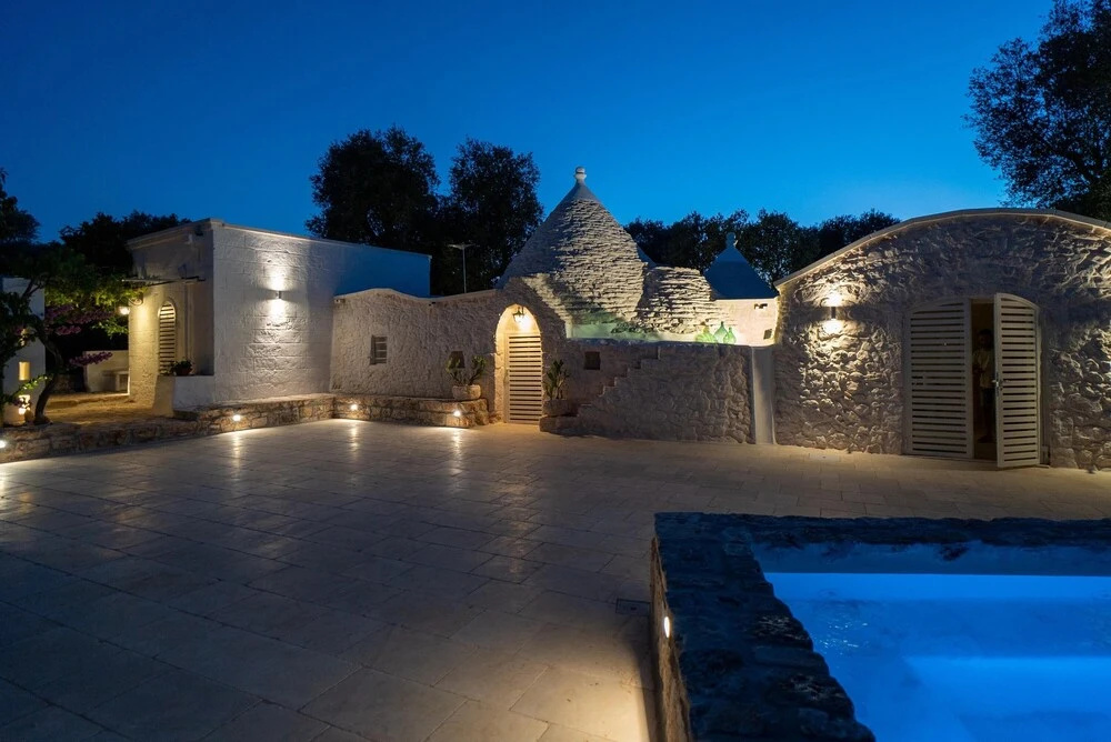 3195 Trullo Starbax by Perle di Puglia