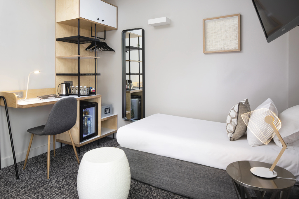 Отель Hotel Paris Bastille в Париже
