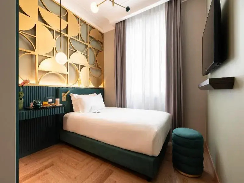 Economy room