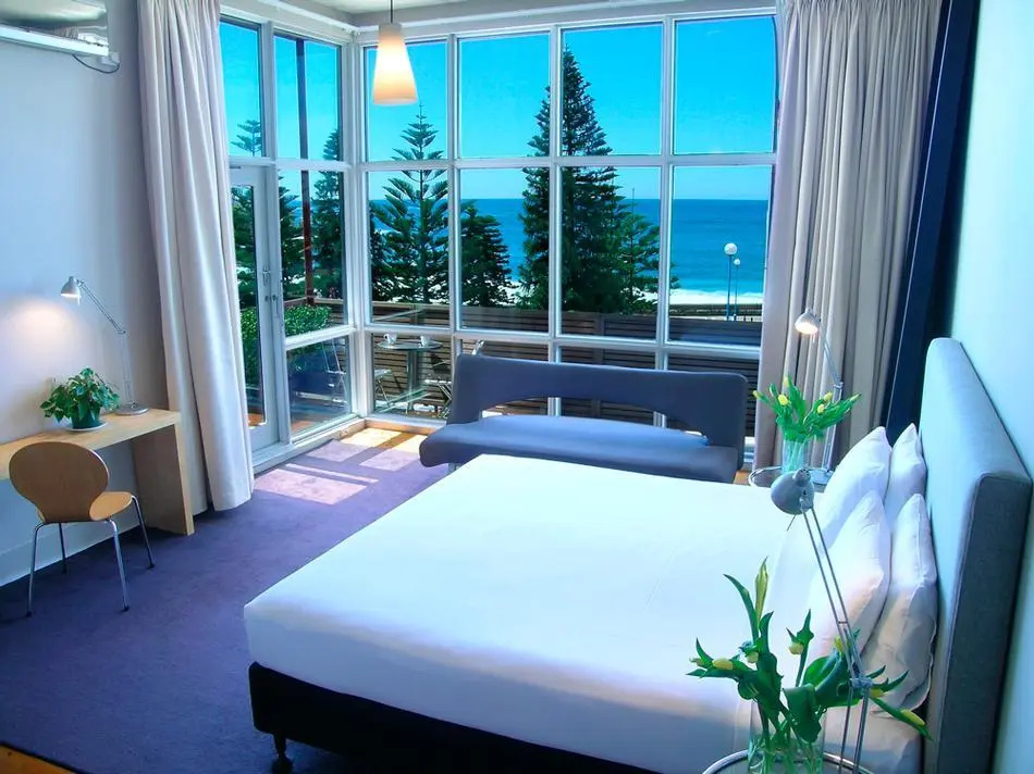 Standard Double room with ocean view (full double bed)