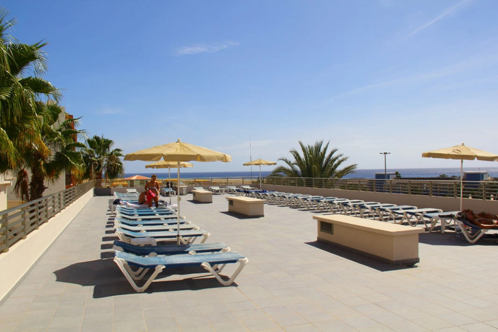Beach & Waterfront