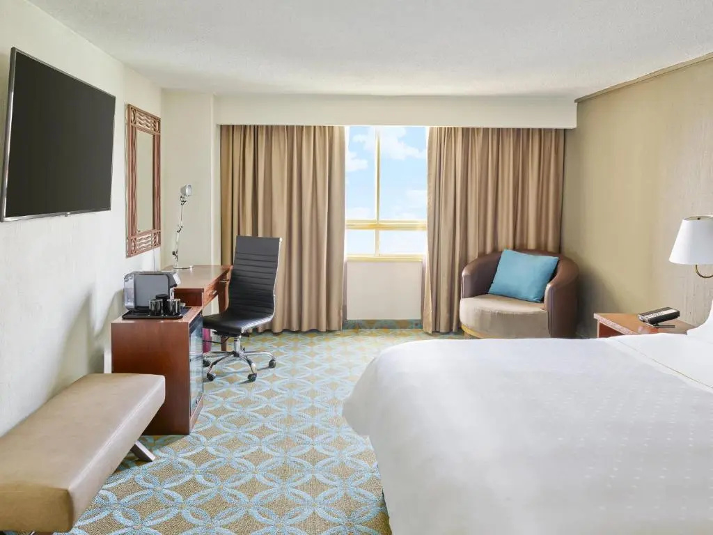 Fiesta Double Club room (full double bed)