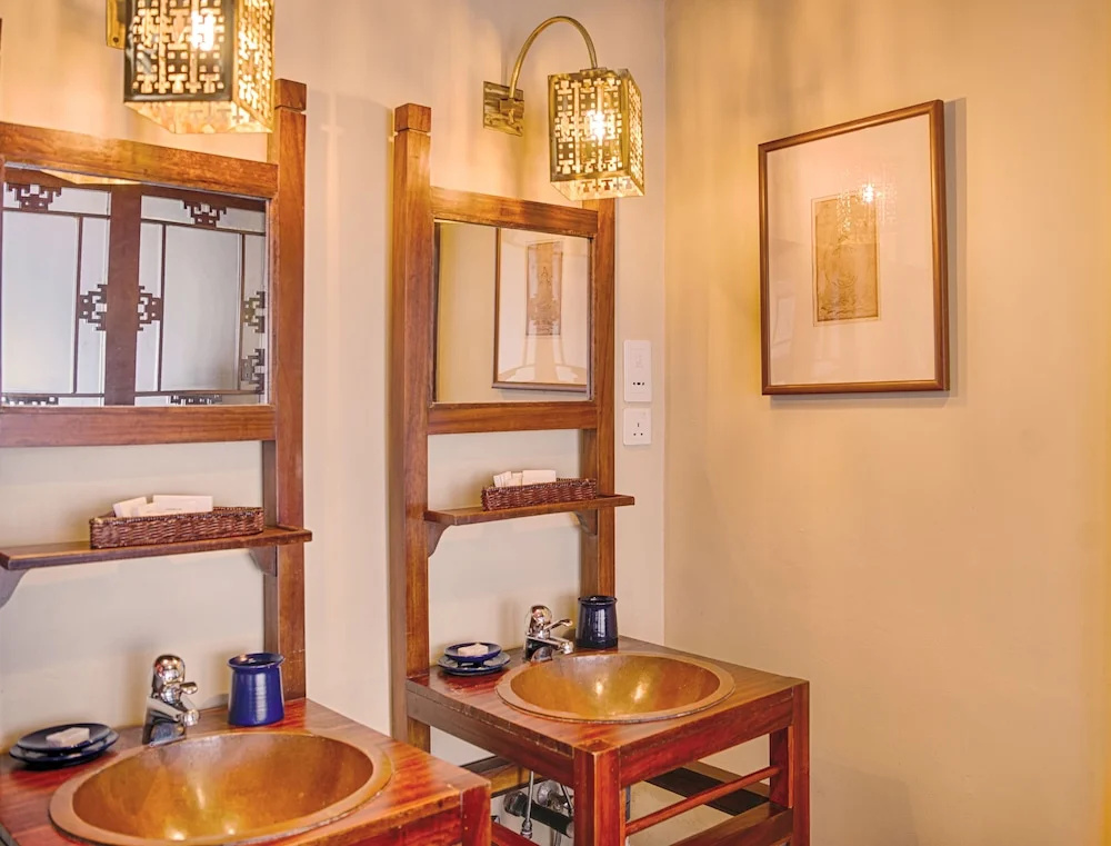 Suite with balcony