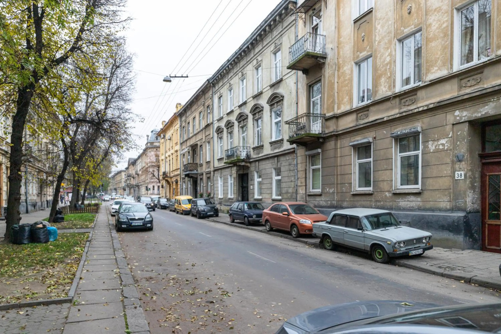 Modern studio apartment in the city of center