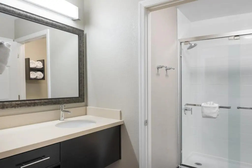 Staybridge Suites Chantilly - Dulles Airport by IHG - Chambres