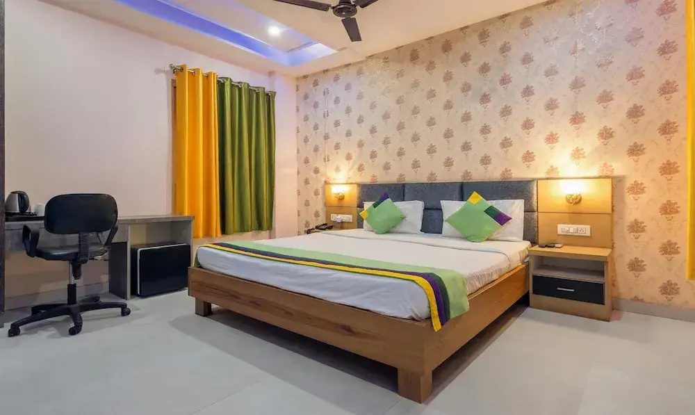 Deluxe room with balcony
