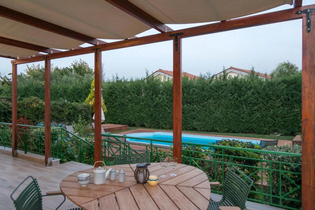 Dimitra Villa with Private Pool 250m to the beach