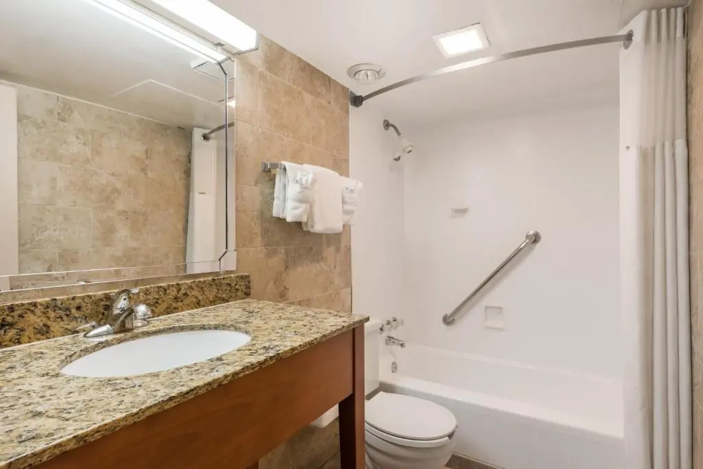 Ramada by Wyndham State College Hotel & Conference Center - Chambres