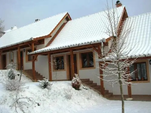 Nyitott Kapu Vendégház