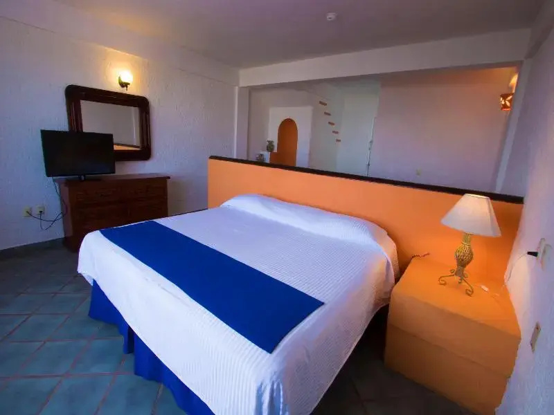 Standard Double room with balcony (full double bed)