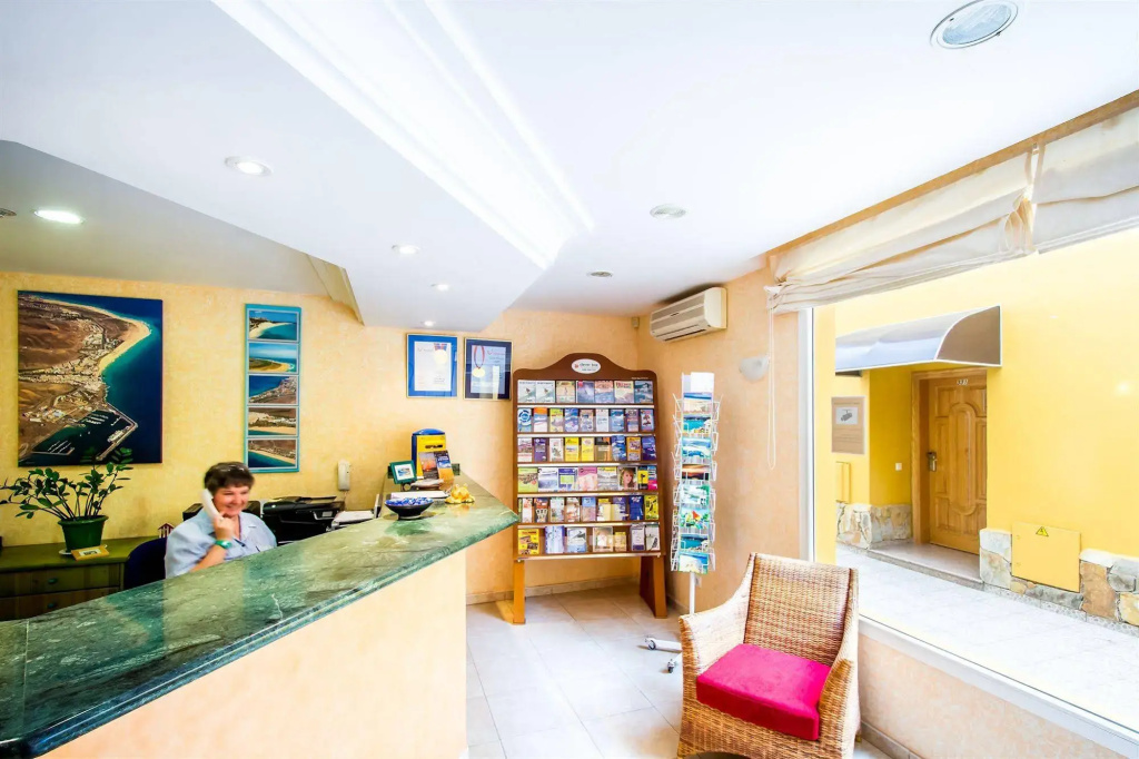 Hotel photo 2
