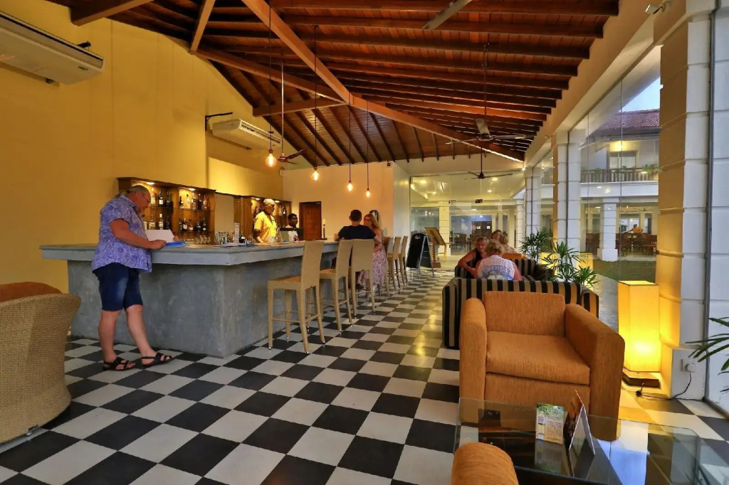 Hibiscus Beach Hotel And Villas - Général