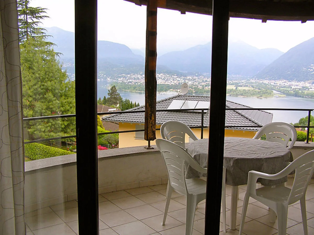 Balcony & Terrace