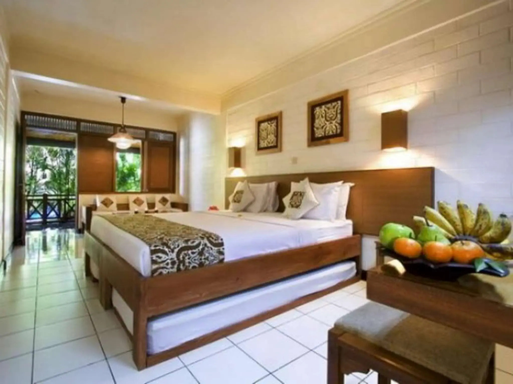 Nyiur Indah Beach Hotel - фото 21