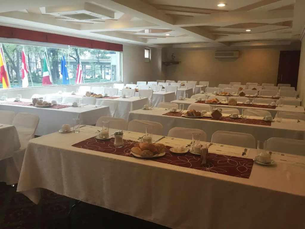 Hotel photo 13