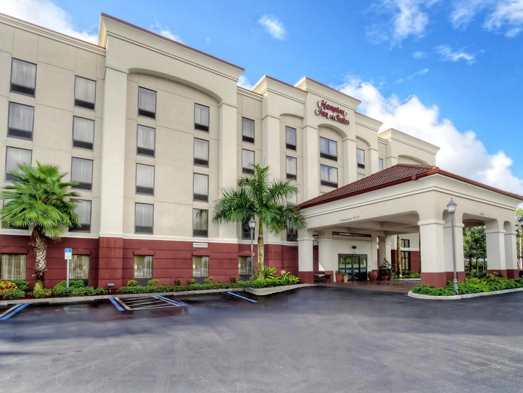Hotel photo 1